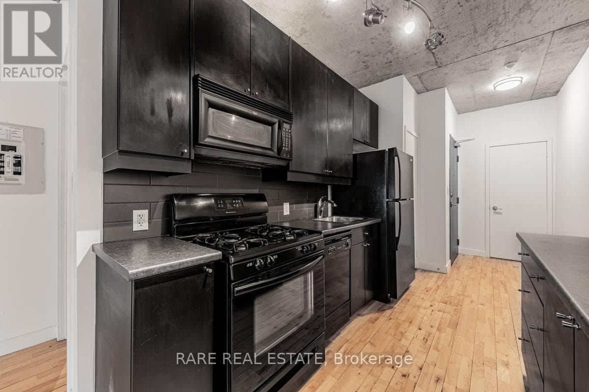 Photo of 302 - 42 CAMDEN STREET