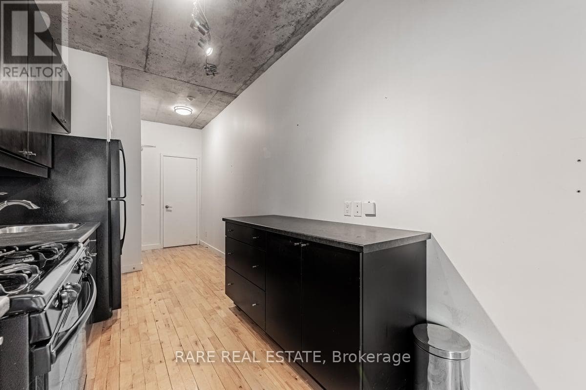 Photo of 302 - 42 CAMDEN STREET