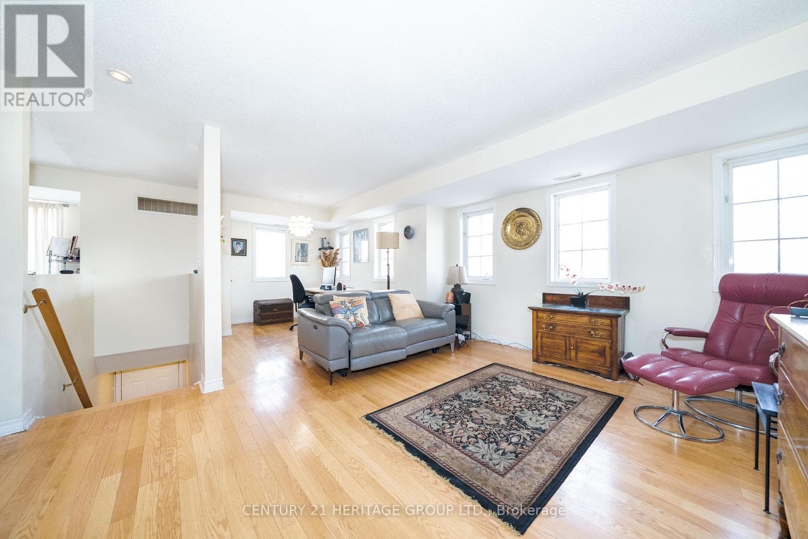 Photo of 301 - 64 SIDNEY BELSEY CRESCENT