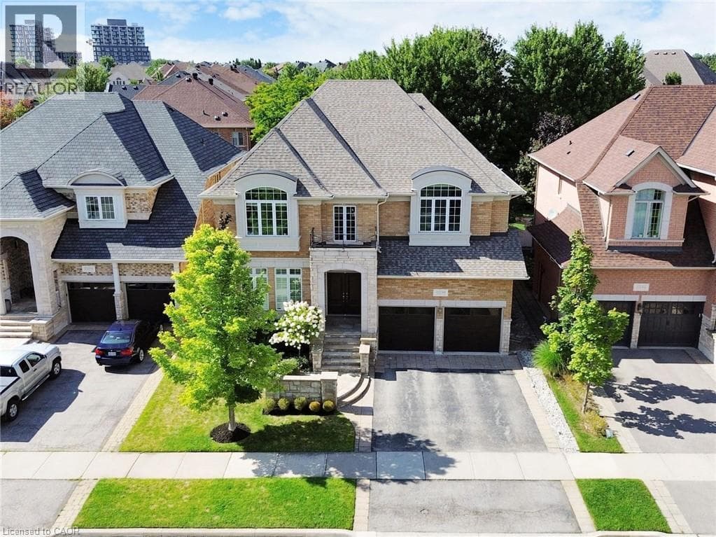 Photo of 2238 LYNDHURST Drive