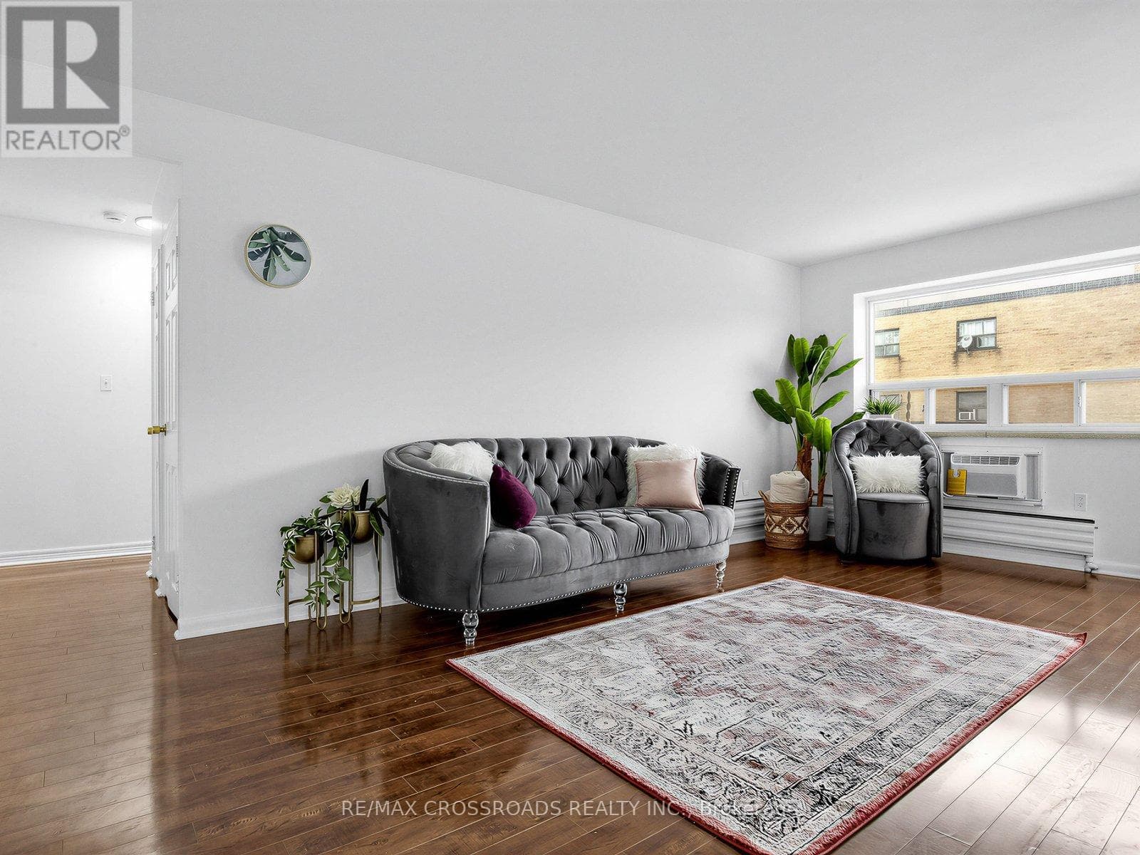 Photo of 407 - 8 KINGSBRIDGE COURT