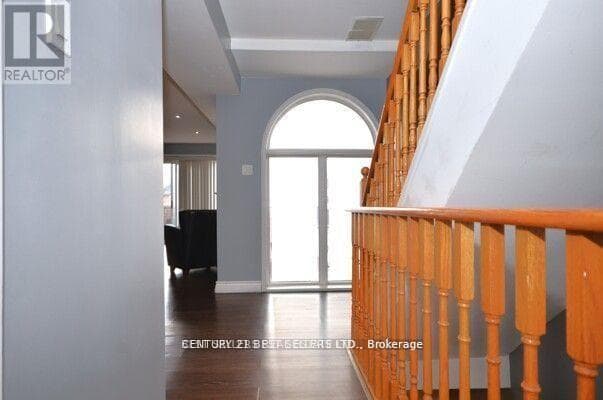 Photo of 100 - 107 BRISTOL ROAD E