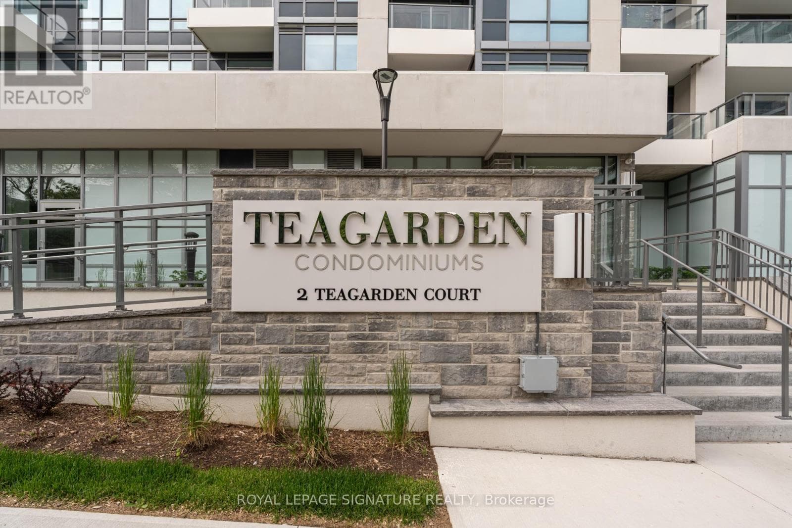 Photo of 1203 - 2 TEAGARDEN COURT