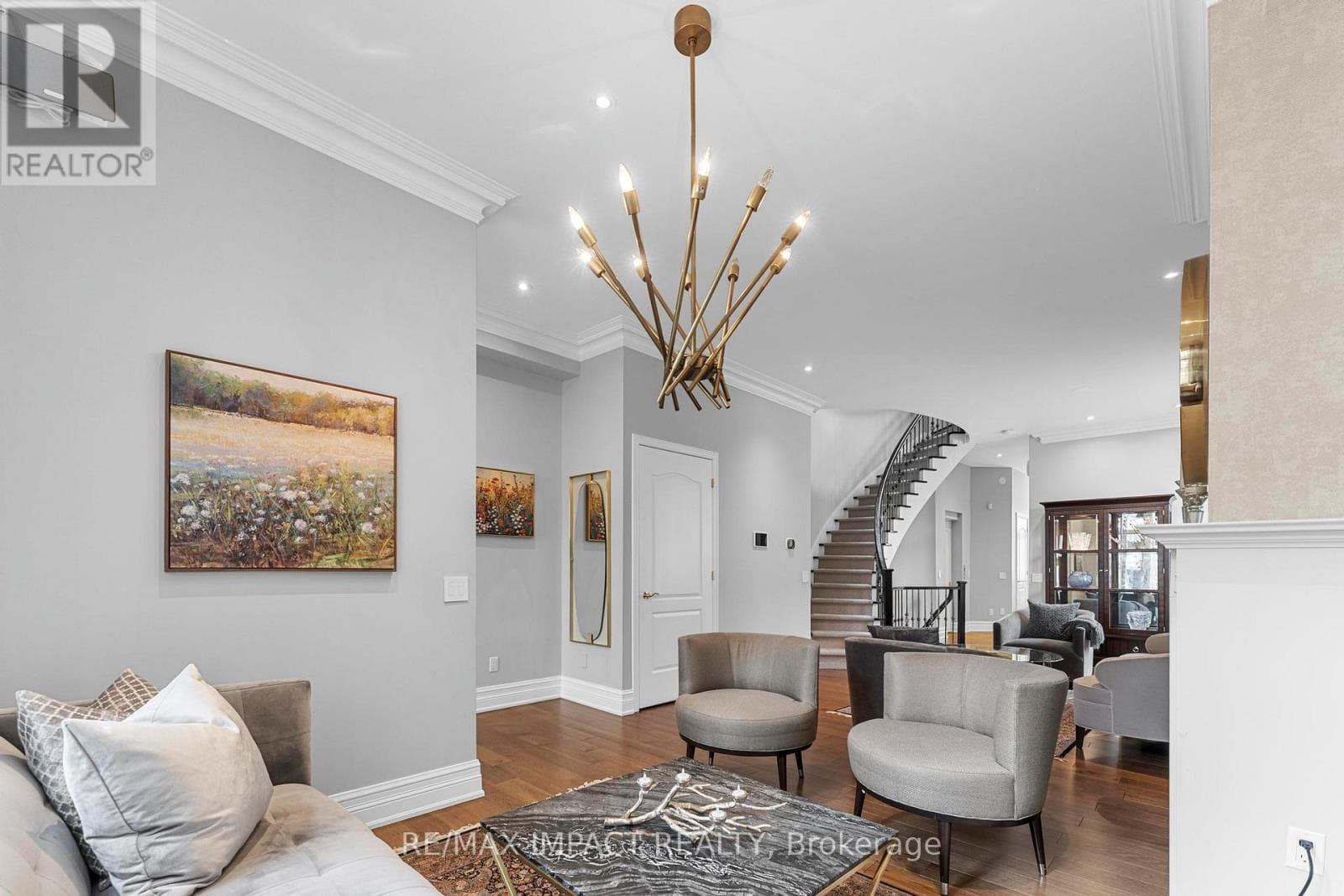 Photo of 13 - 260 RUSSELL HILL ROAD