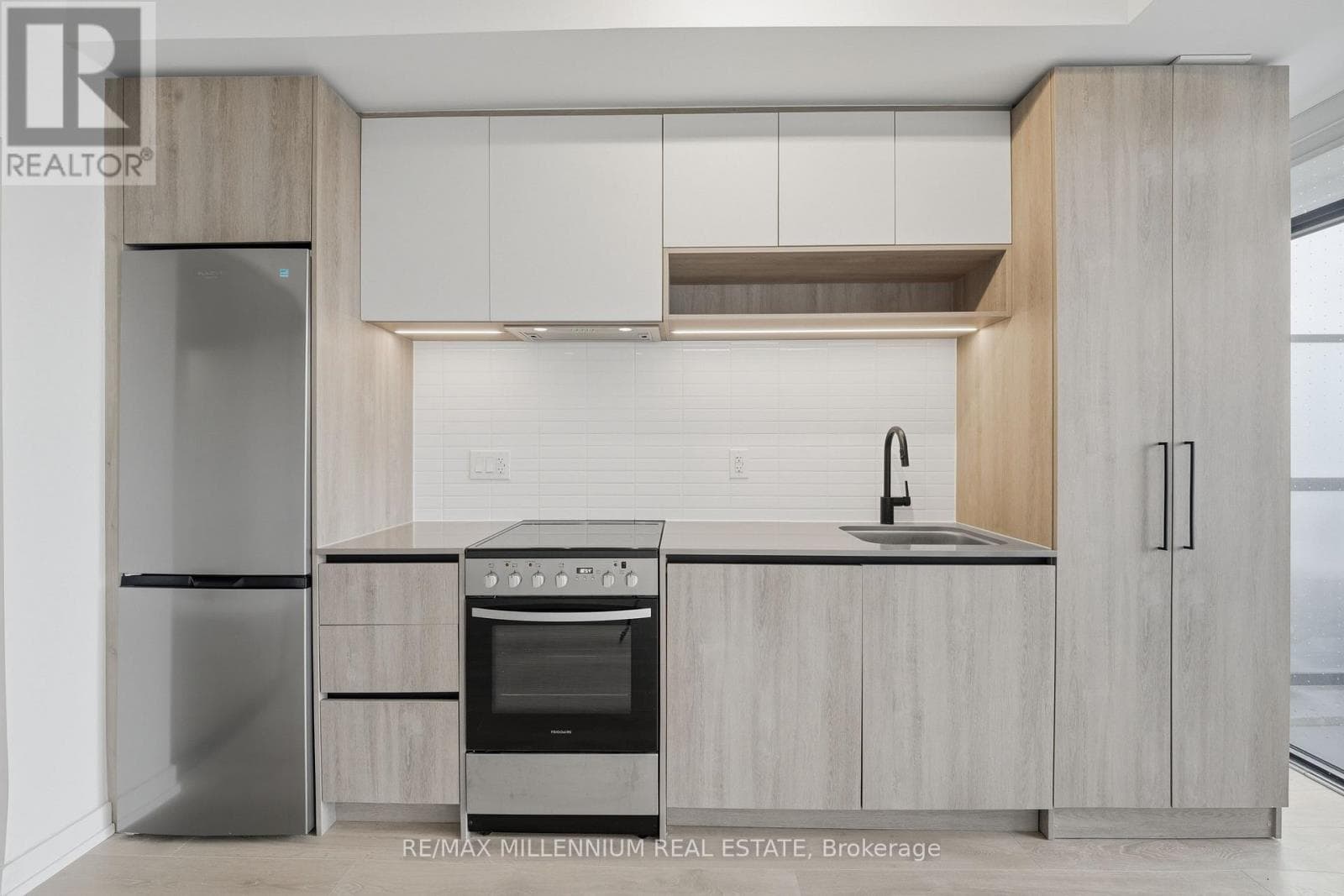 Photo of 314 - 181 STERLING ROAD