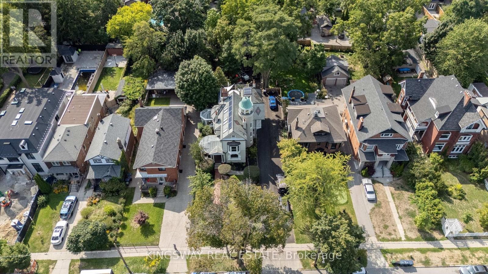 Photo of 166 HIGH PARK AVENUE