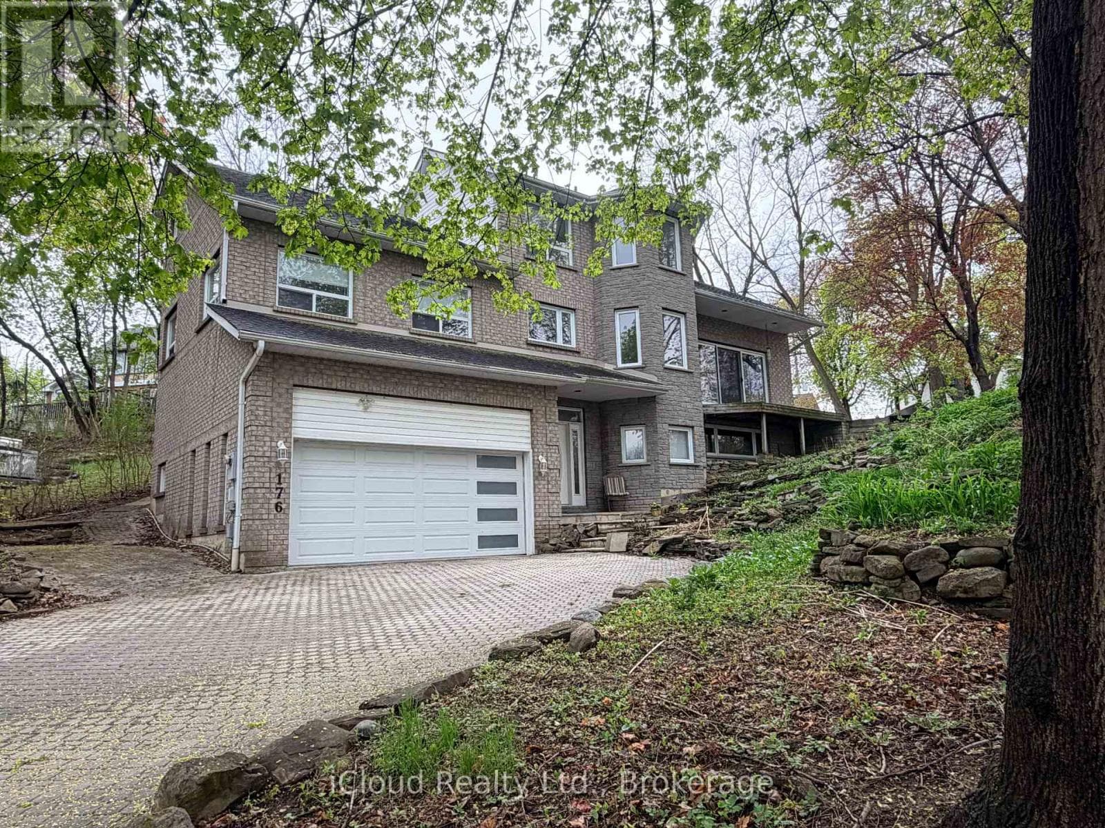 Photo of 176 WYNDHAM STREET