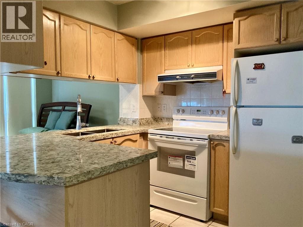 Photo of 909 BAY Street Unit# 2304