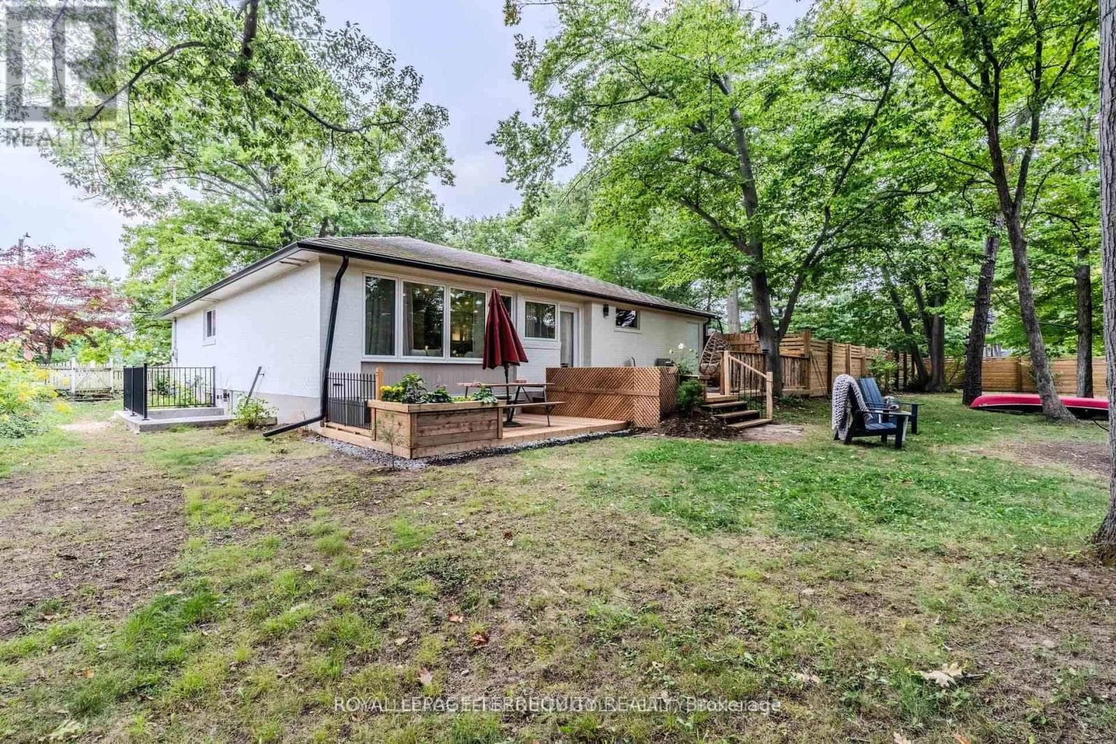 Photo of 327 RIVER SIDE DRIVE