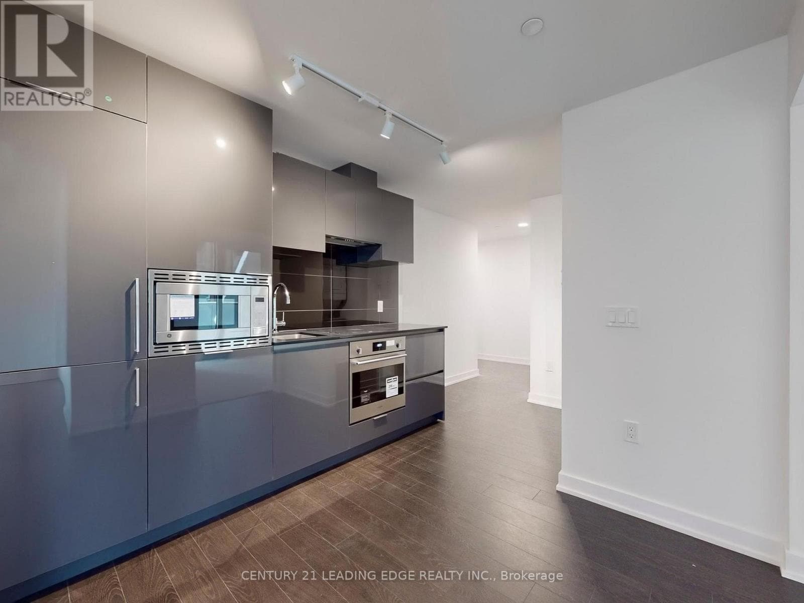 Photo of 2212 - 230 SIMCOE STREET
