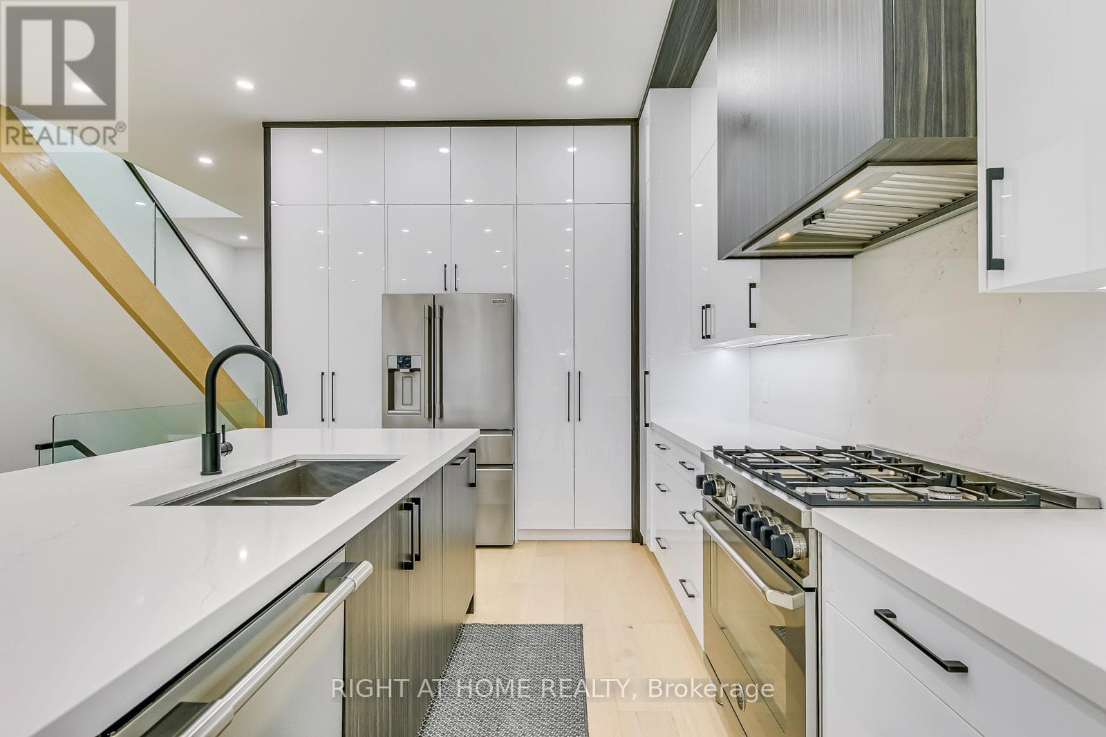 Photo of 5 ENFIELD AVENUE