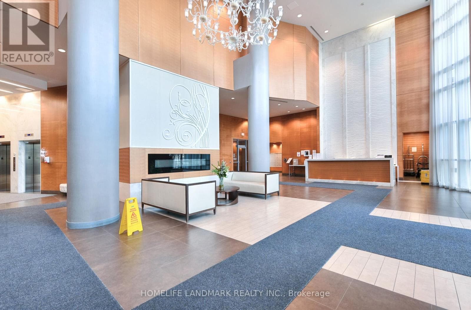 Photo of 227 - 80 MARINE PARADE DRIVE
