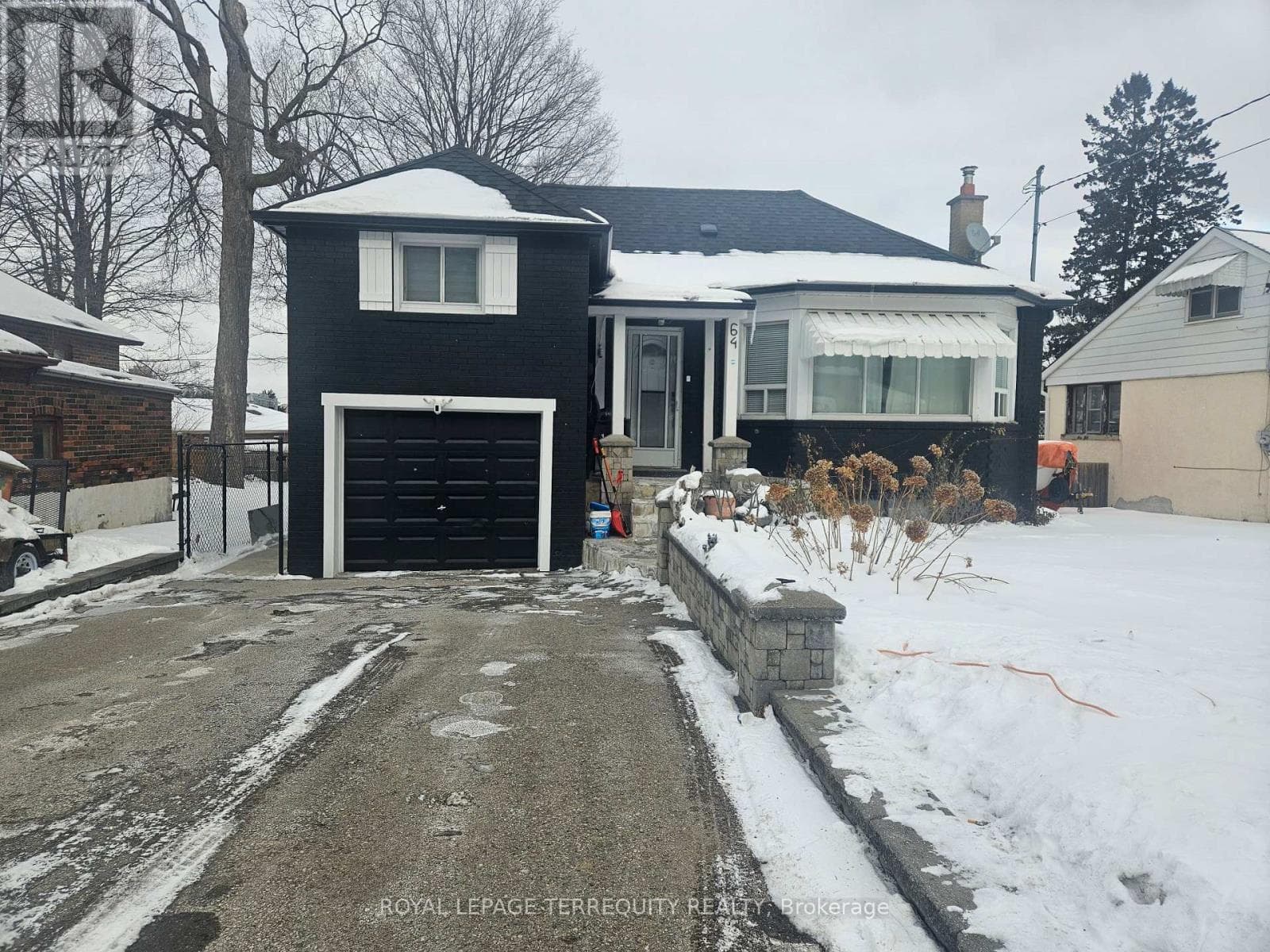 Photo of 64 PELMO CRESCENT