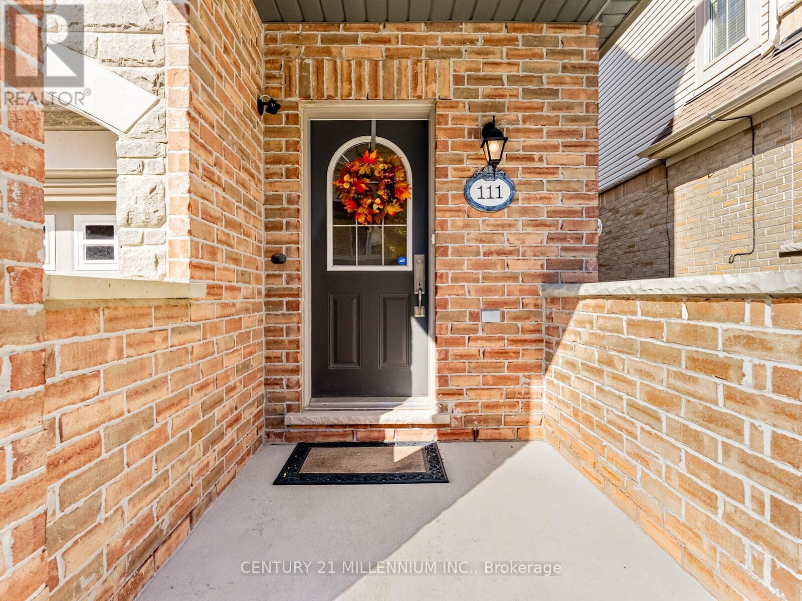 Photo of 111 CEDAR LAKE CRESCENT