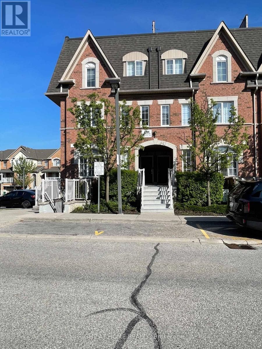 Photo of 122 - 601 SHORELINE DRIVE