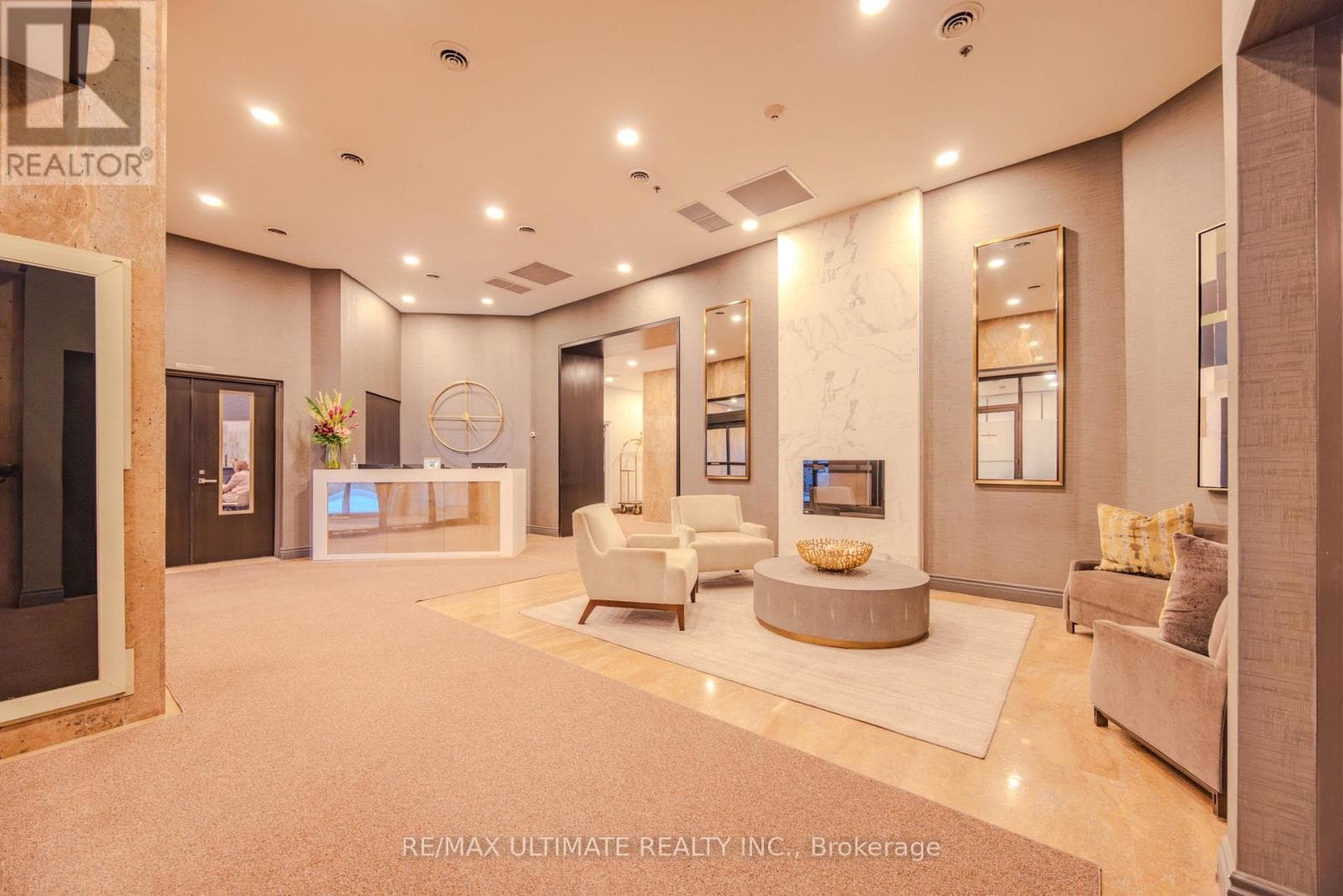 Photo of 201 - 240 HEATH STREET W