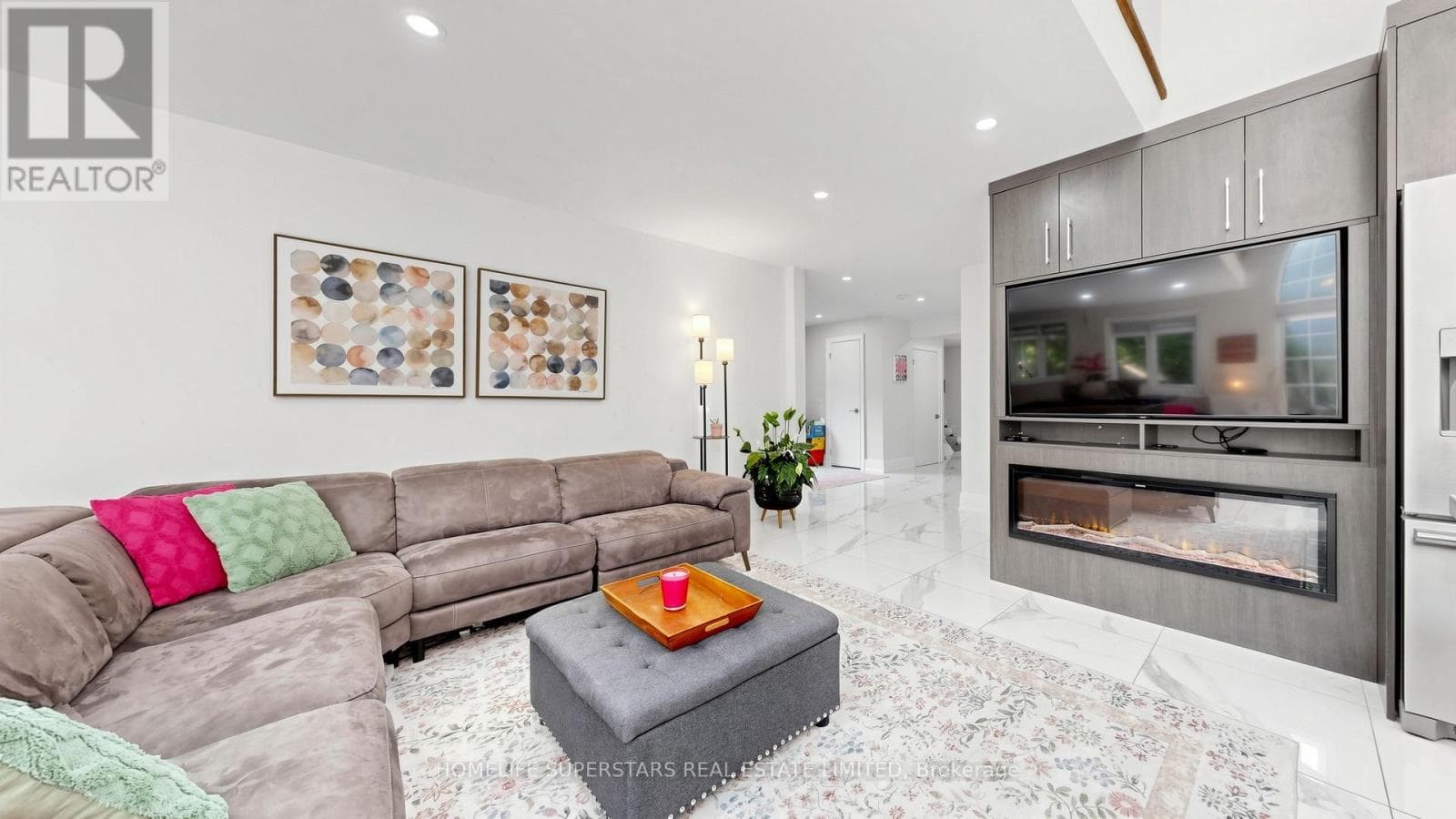 Photo of 34 MERCER DRIVE