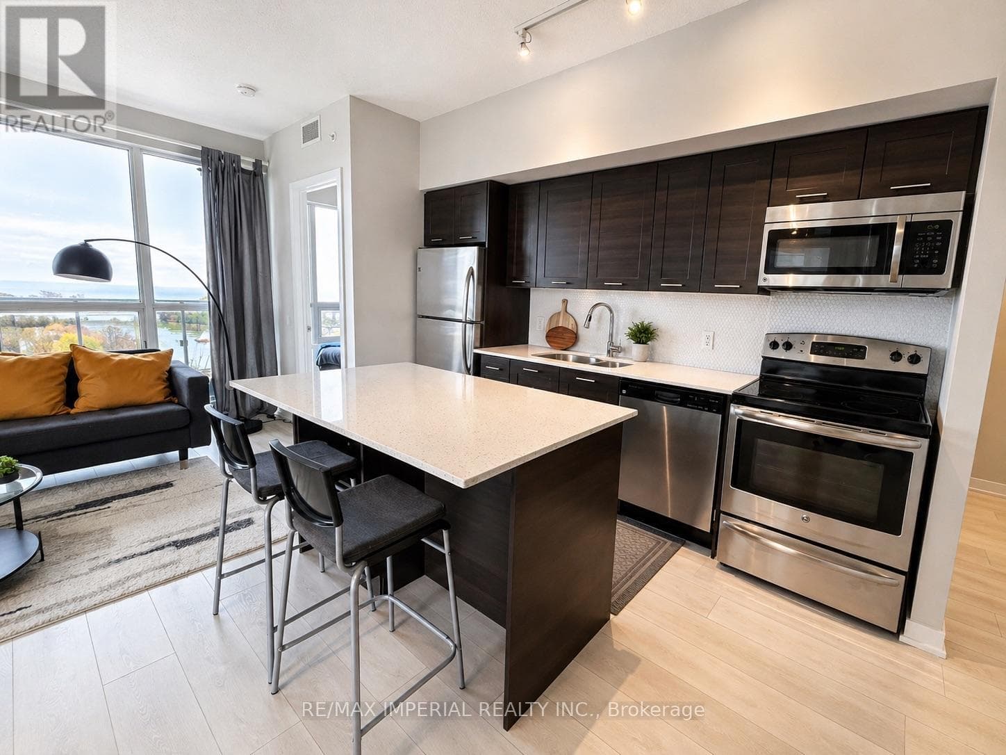 Photo of 3001 - 2212 LAKE SHORE BOULEVARD W