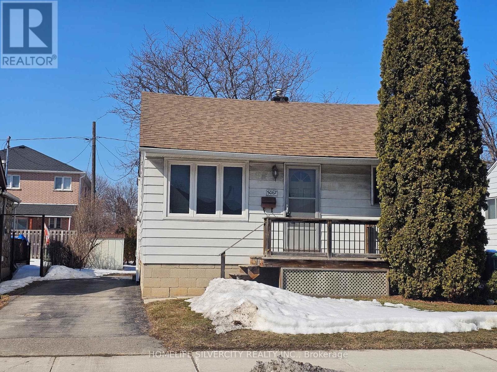 Photo of 3067 CHURCHILL AVENUE