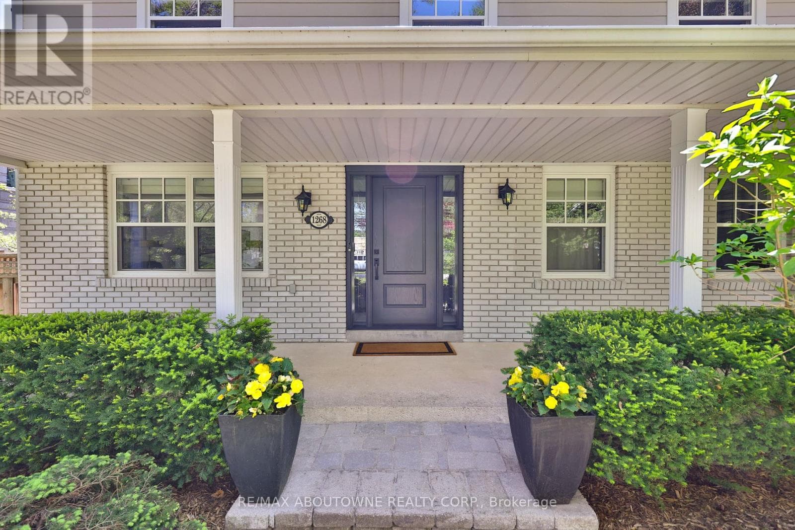 Photo of 1268 HILLHURST ROAD