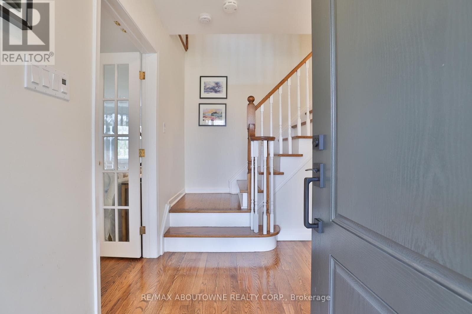 Photo of 1268 HILLHURST ROAD