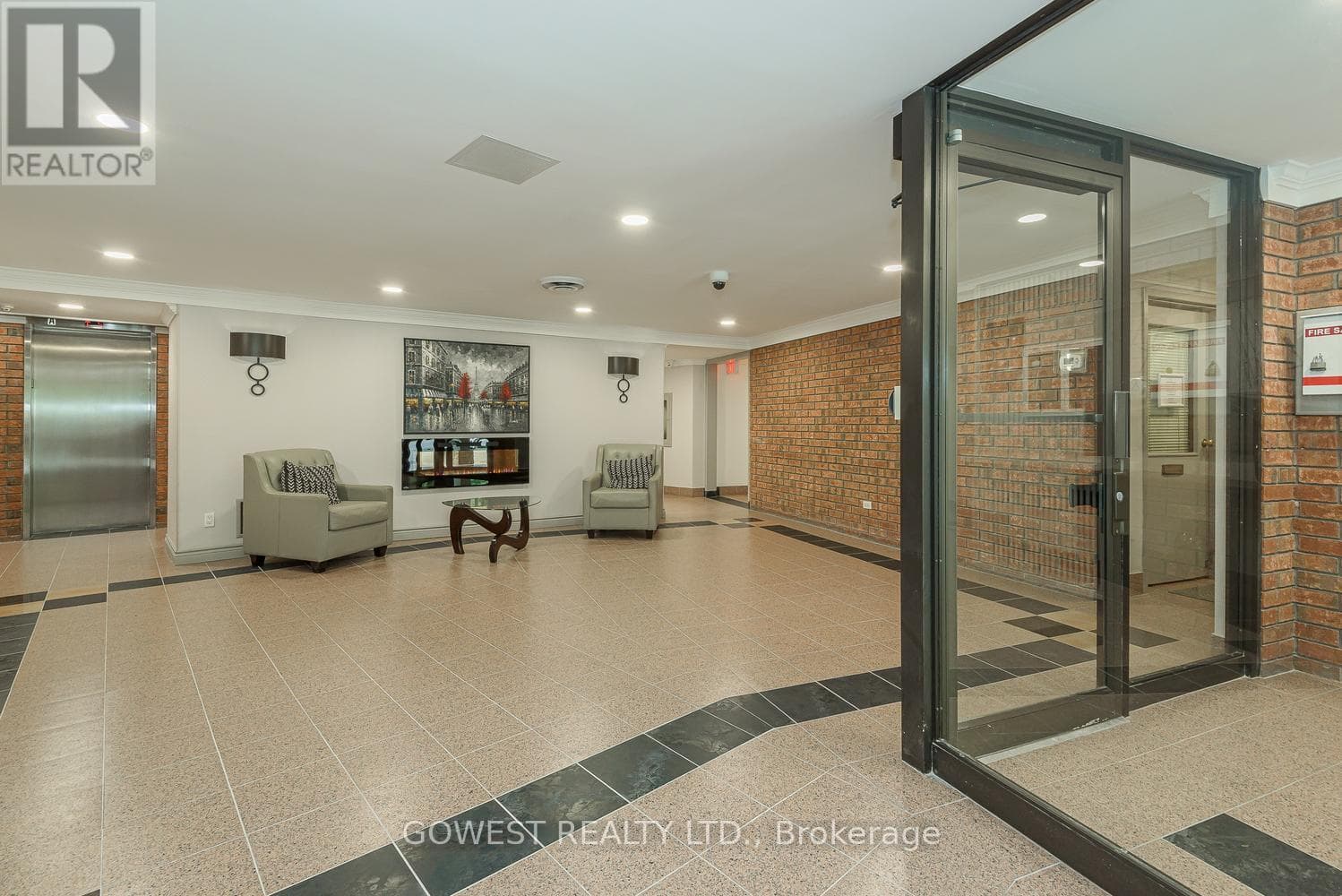 Photo of 1103 - 1240 MARLBOROUGH COURT