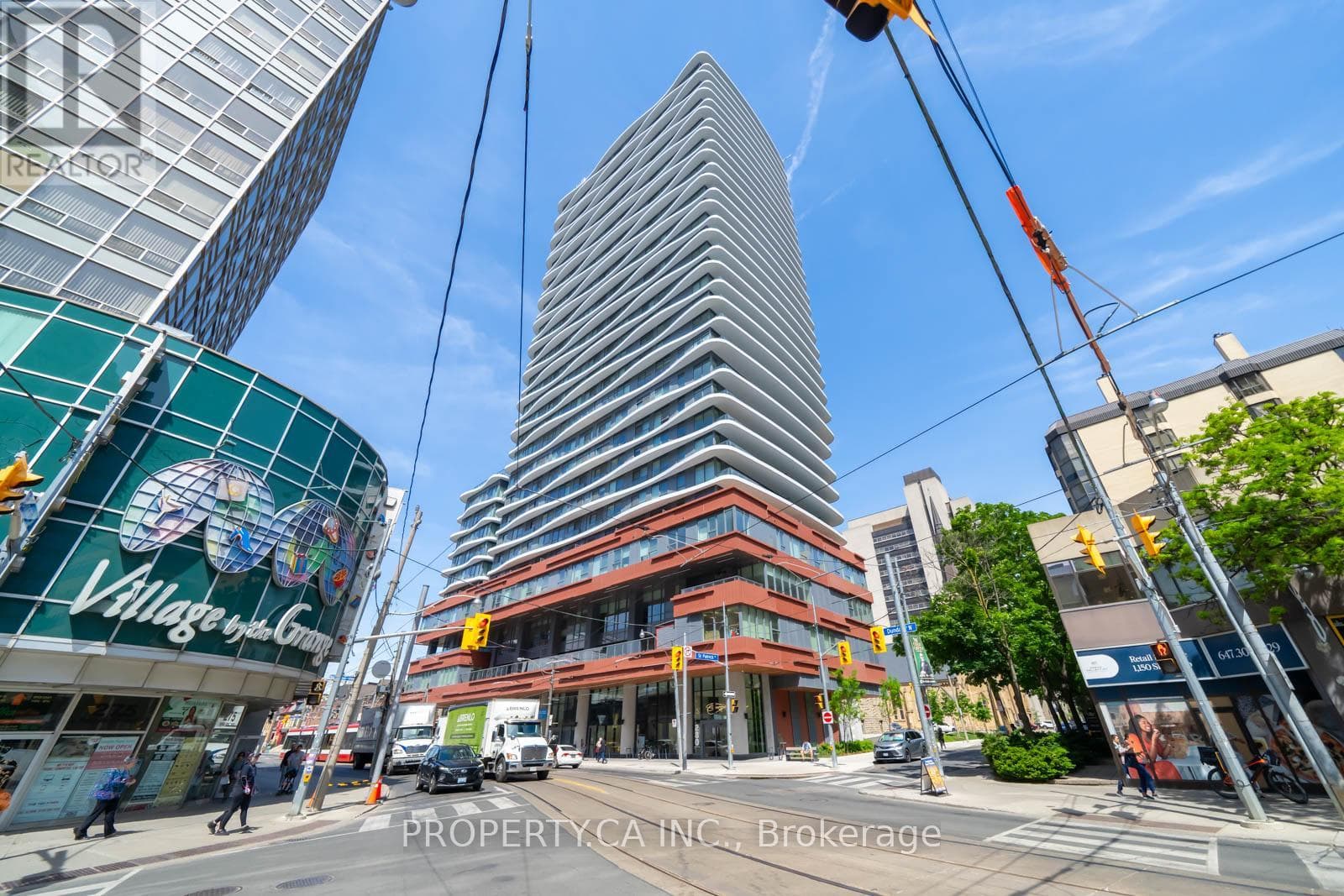 Photo of 1702 - 280 DUNDAS STREET W