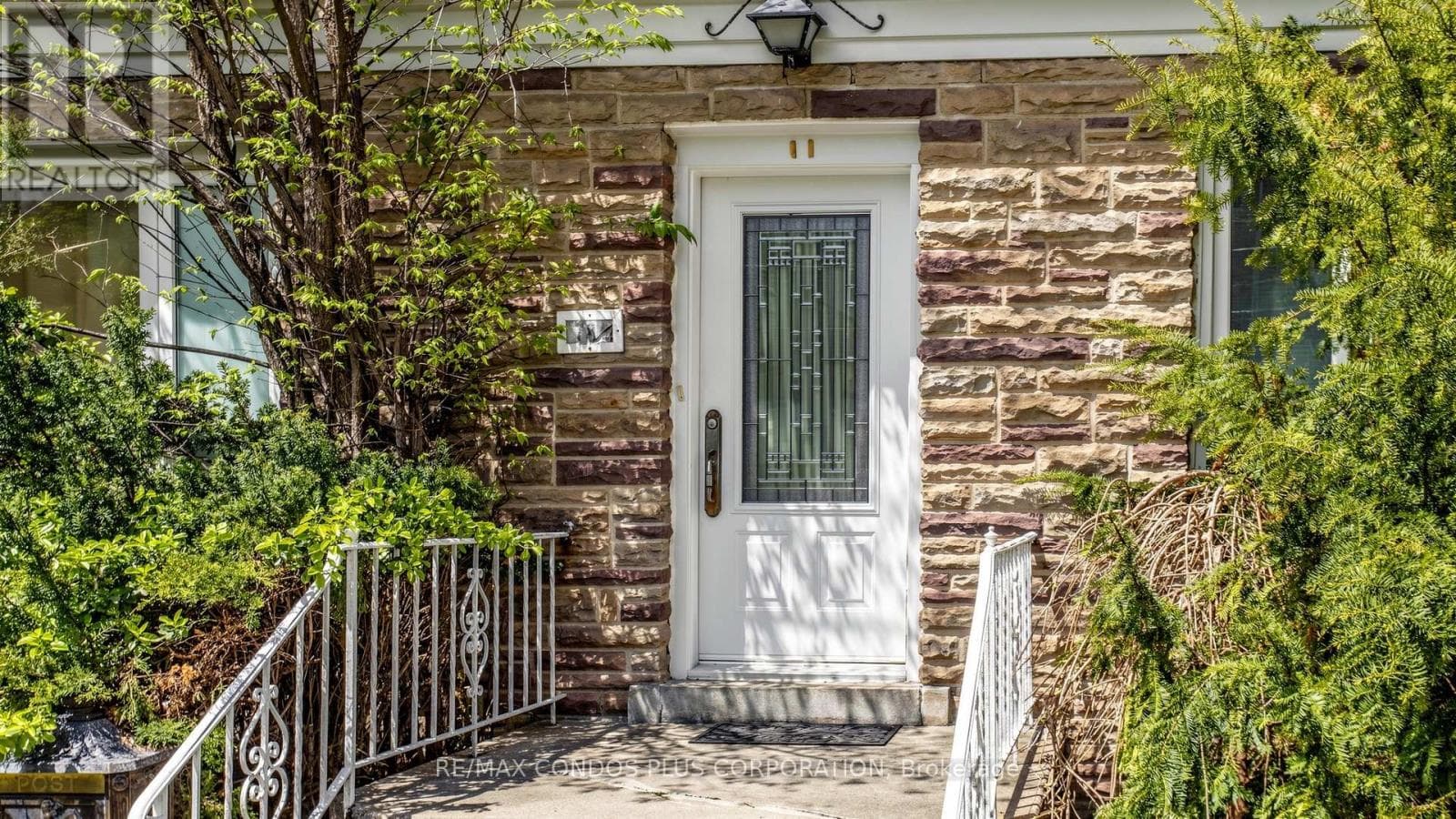 Photo of 78 SPRING GARDEN AVENUE