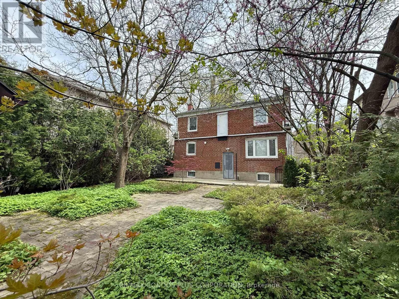 Photo of 78 SPRING GARDEN AVENUE