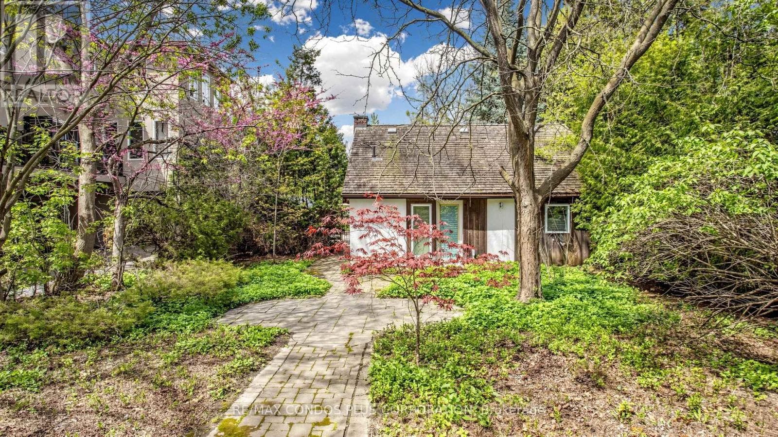 Photo of 78 SPRING GARDEN AVENUE