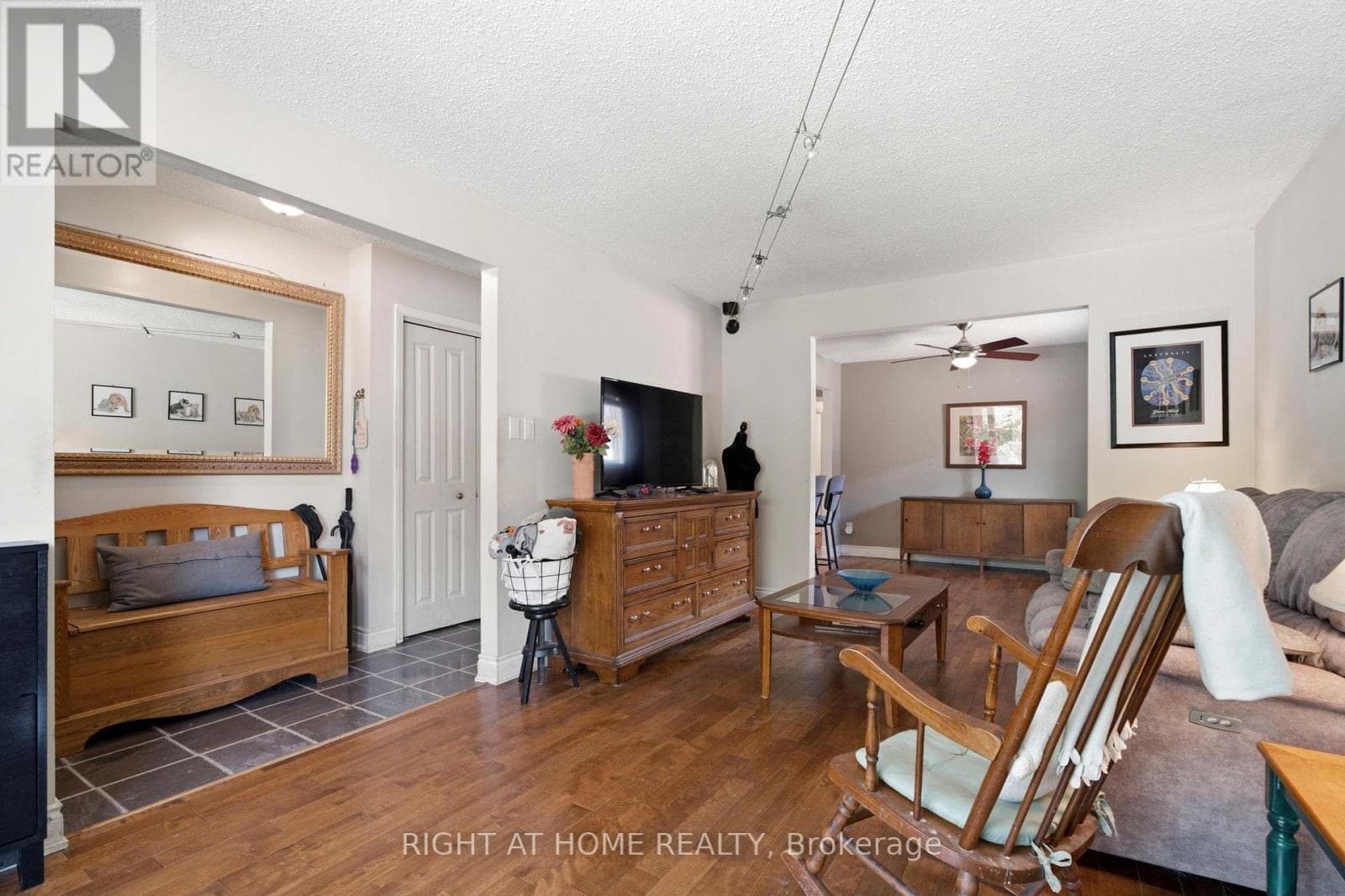Photo of 33 BENSON AVENUE