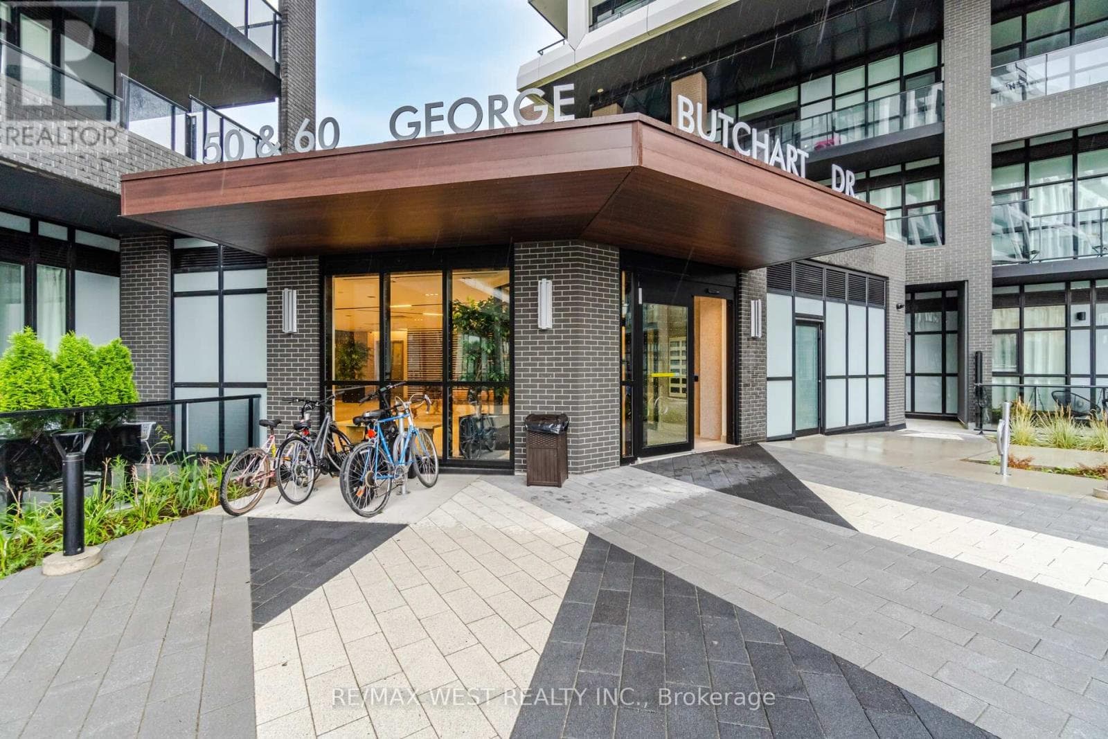 Photo of 218 - 60 GEORGE BUTCHART DRIVE