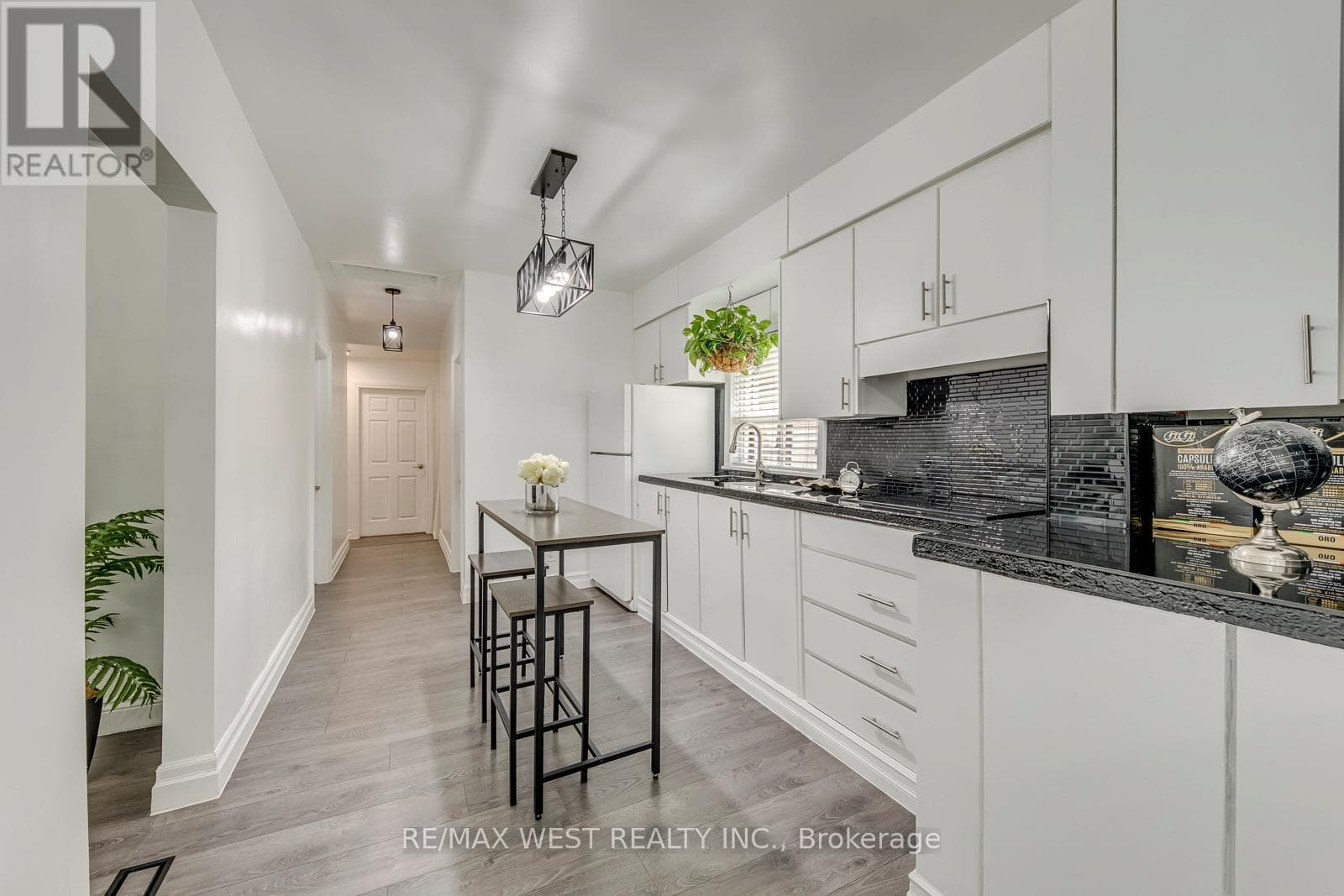 Photo of 49 MONTCALM AVENUE