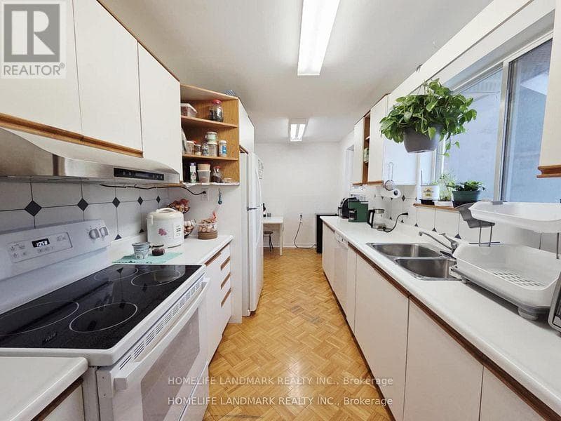 Photo of 7 BURTONWOOD CRESCENT