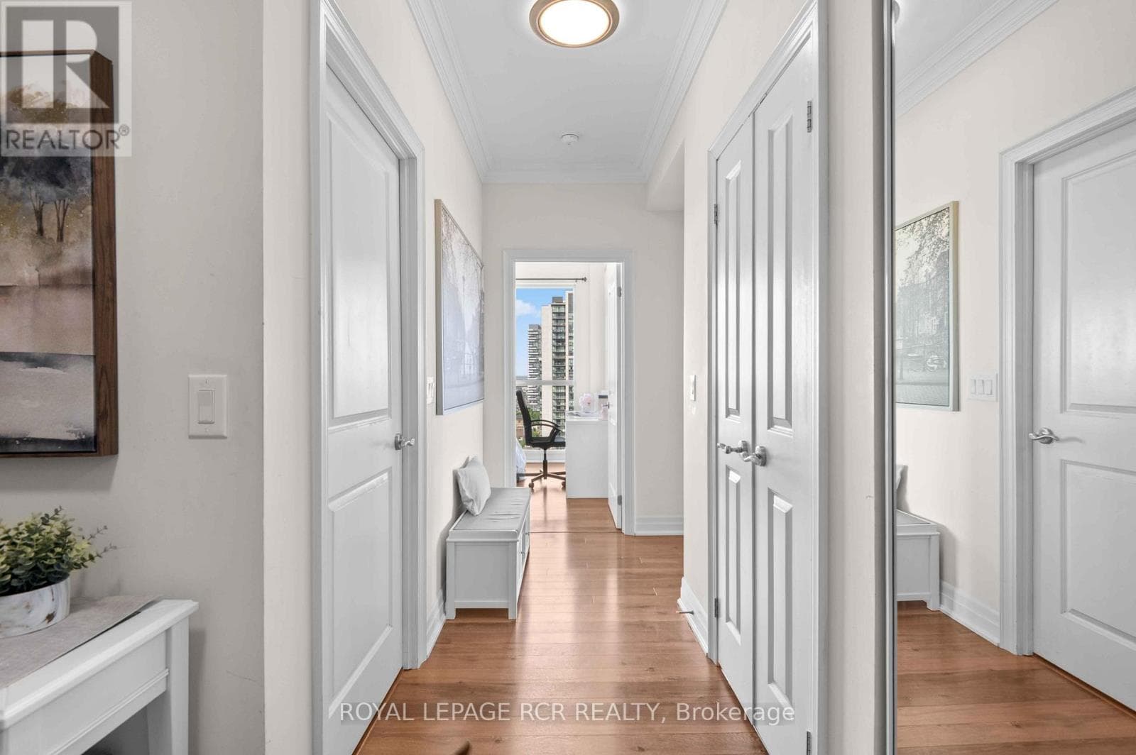 Photo of 1702 - 100 JOHN STREET