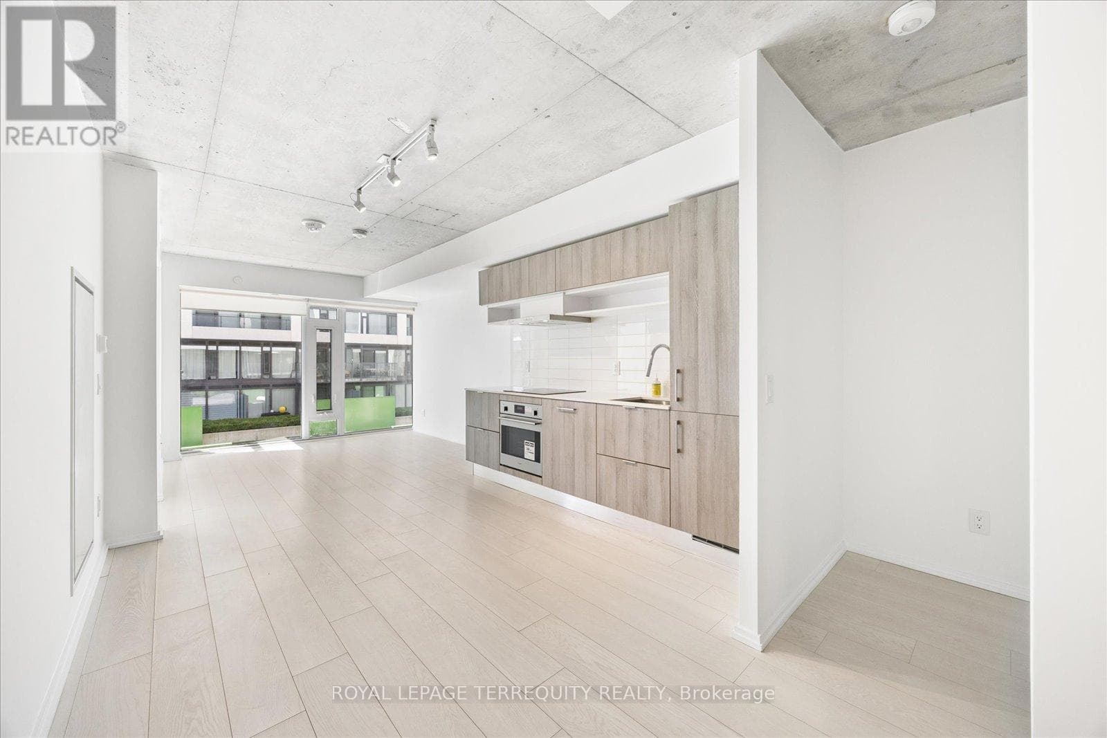 Photo of 703 - 5 SOUDAN AVENUE