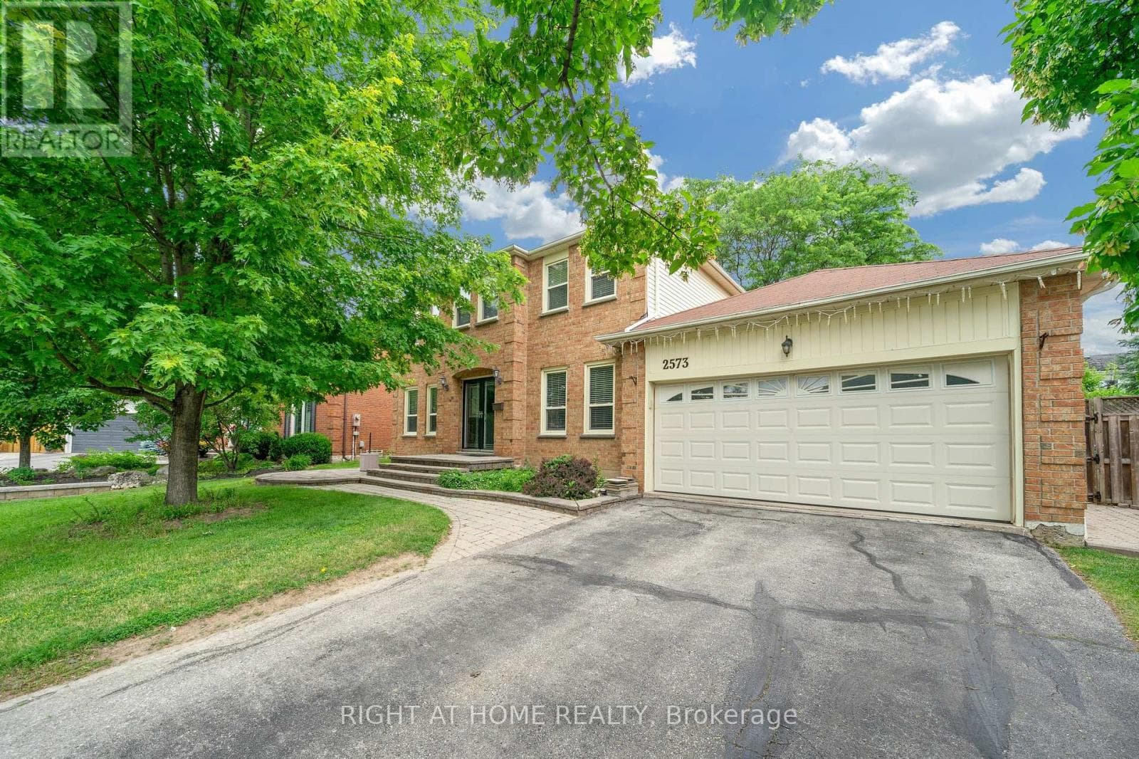 Photo of 2573 OSHKIN COURT