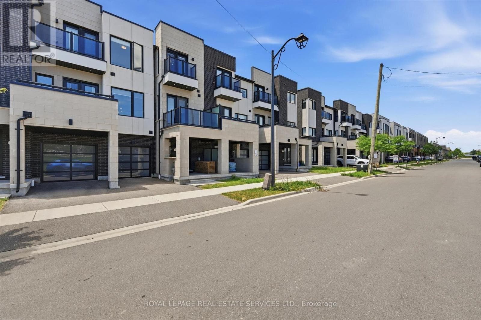 Photo of 1403 CLARRIAGE COURT