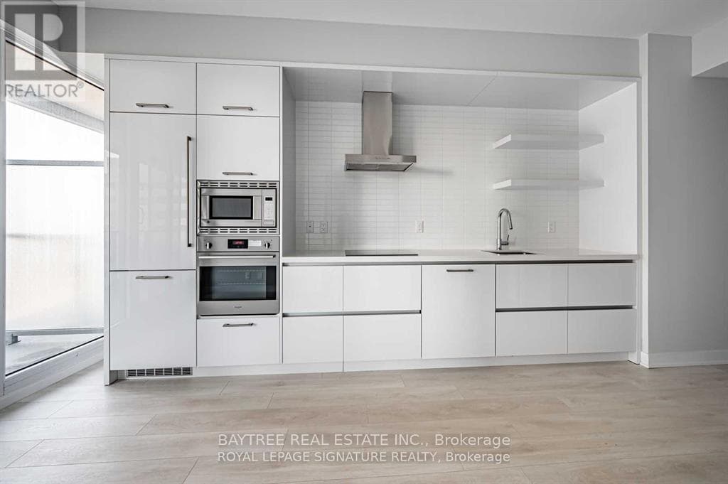 Photo of 1506 - 2221 YONGE STREET