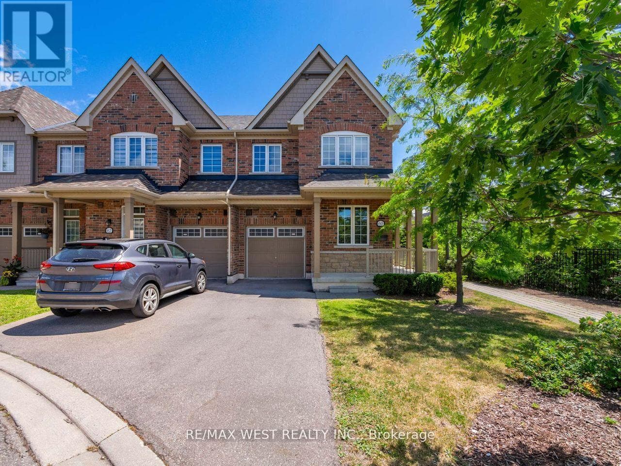 Photo of 60 UTOPIA WAY