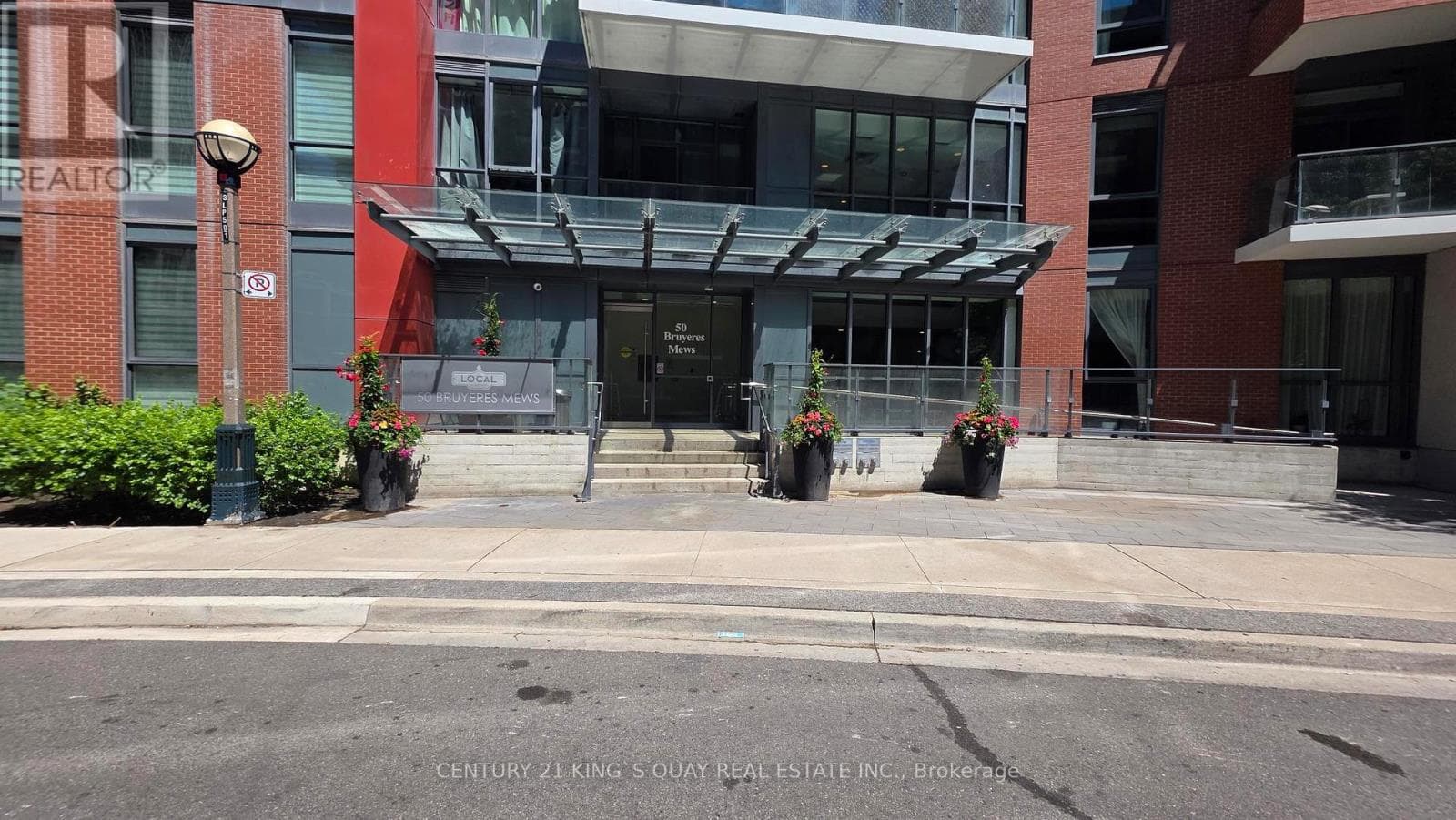 Photo of 310 - 50 BRUYERES MEWS