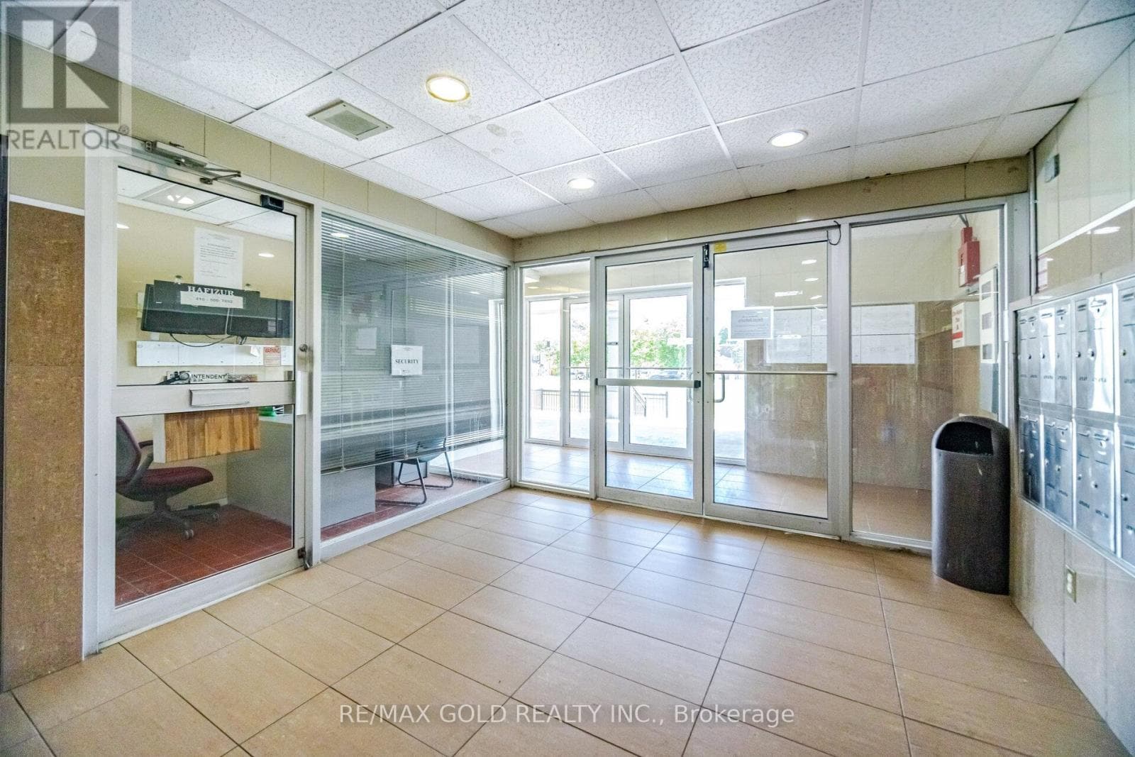 Photo of 251 - 3025 THE CREDIT WOODLANDS DRIVE