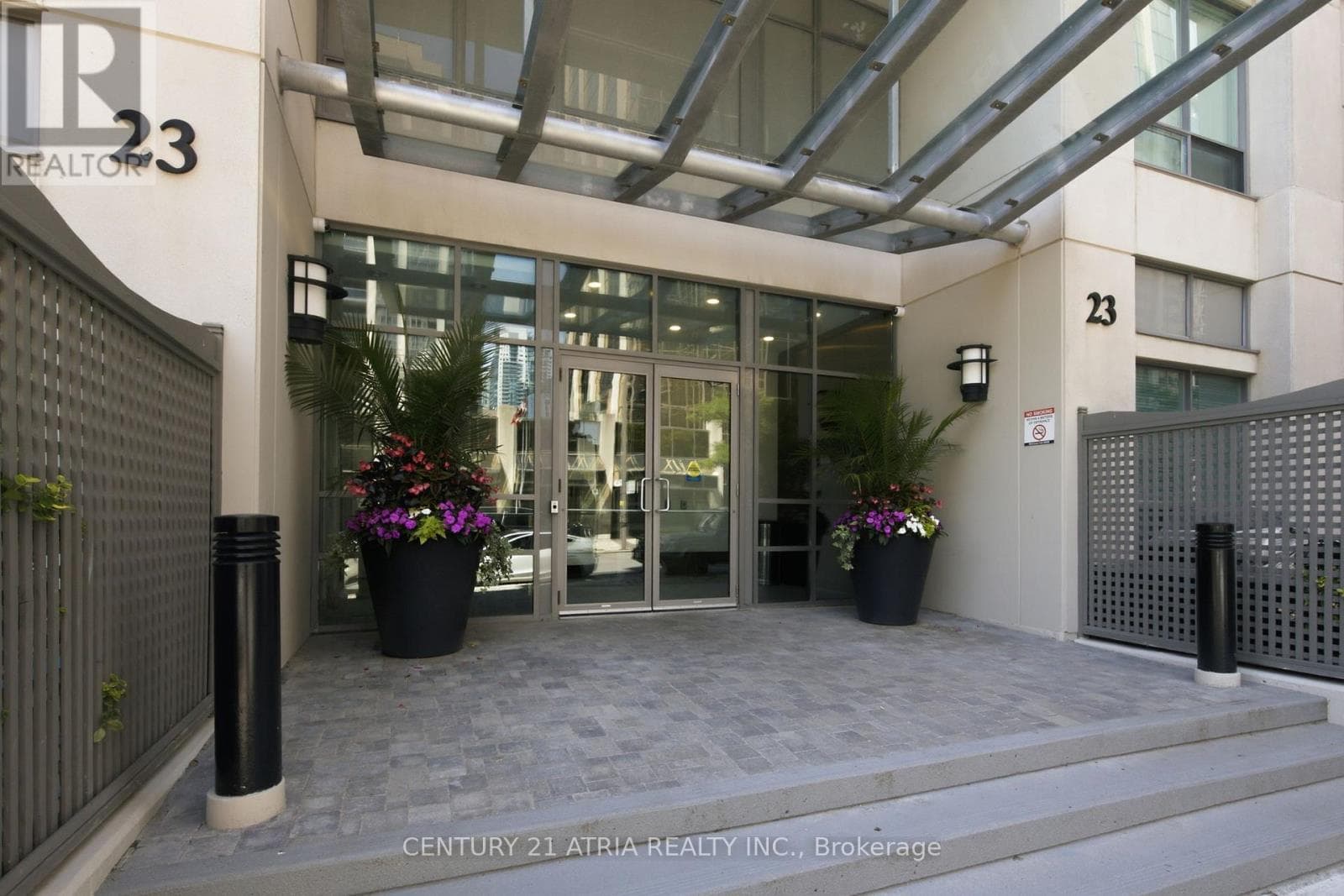 Photo of PH202 - 23 HOLLYWOOD AVENUE