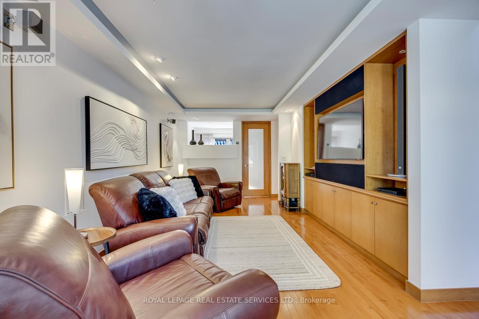 Photo of 300 CANITAL COURT