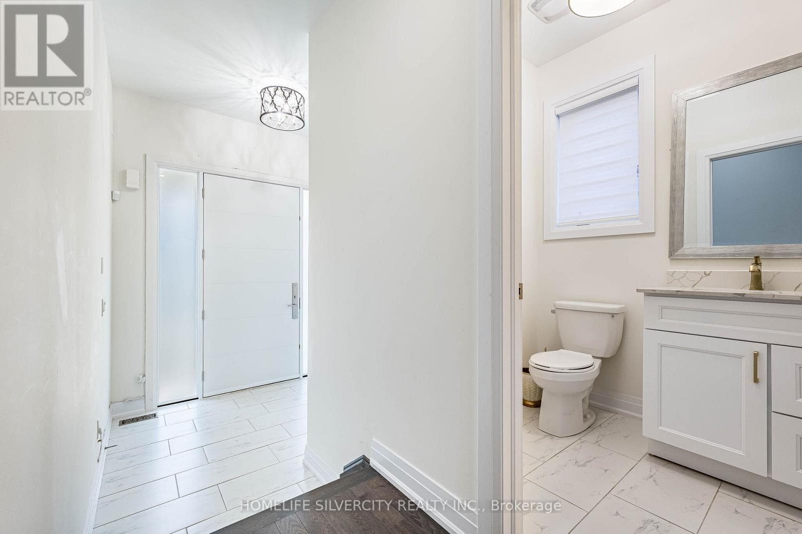 Photo of 33 RAINBROOK CLOSE