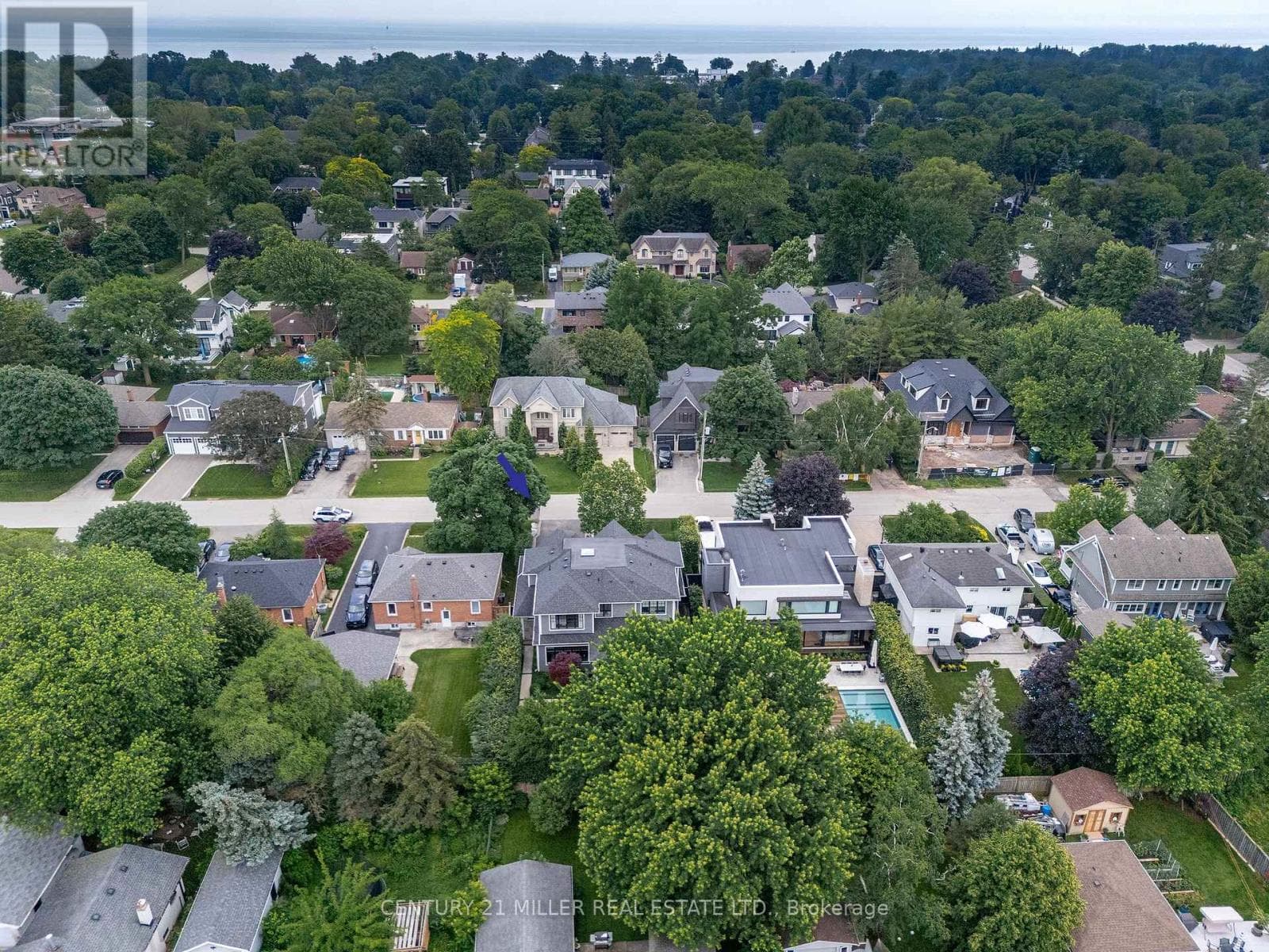 Photo of 487 ORCHARD DRIVE
