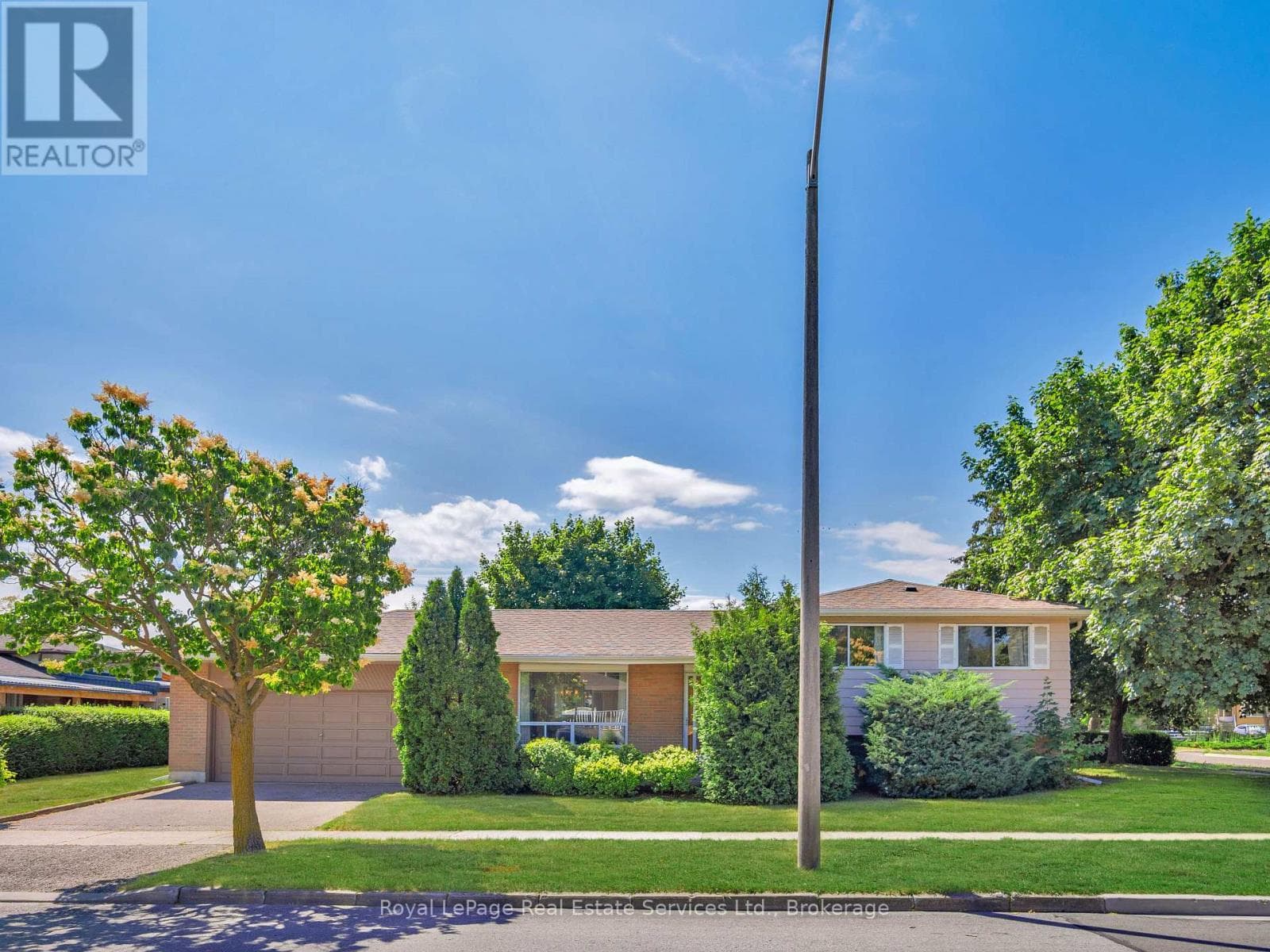 Photo of 1 MOSSWOOD LANE