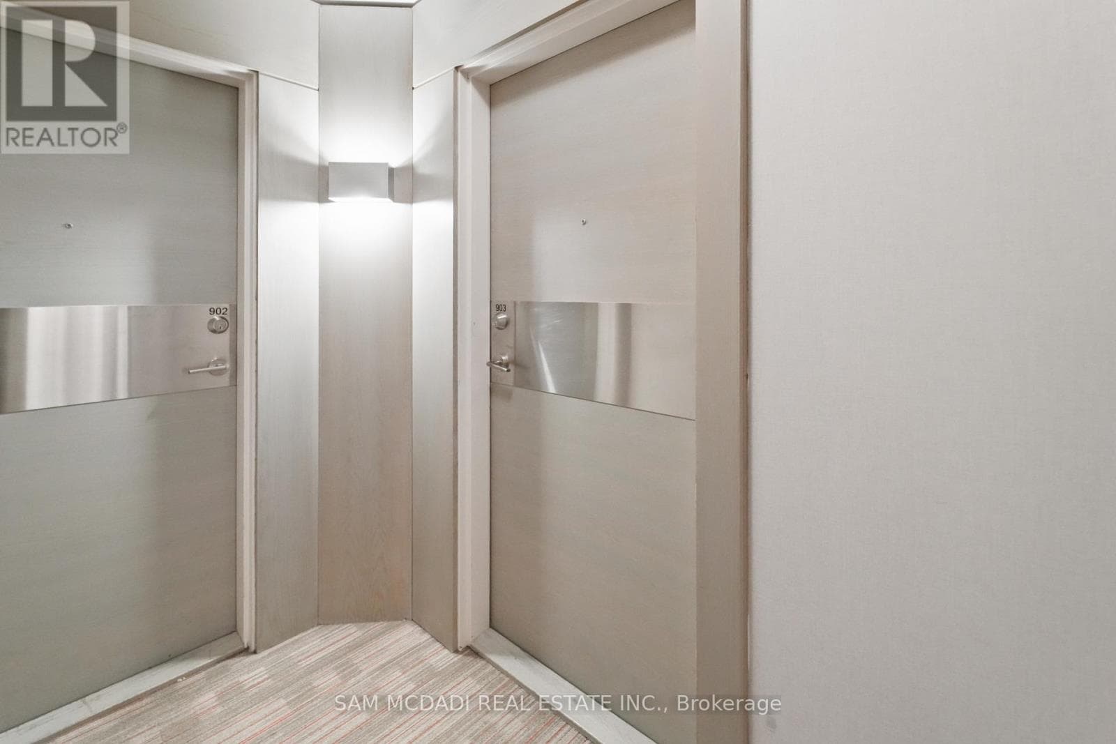 Photo of 903 - 2055 DANFORTH AVENUE