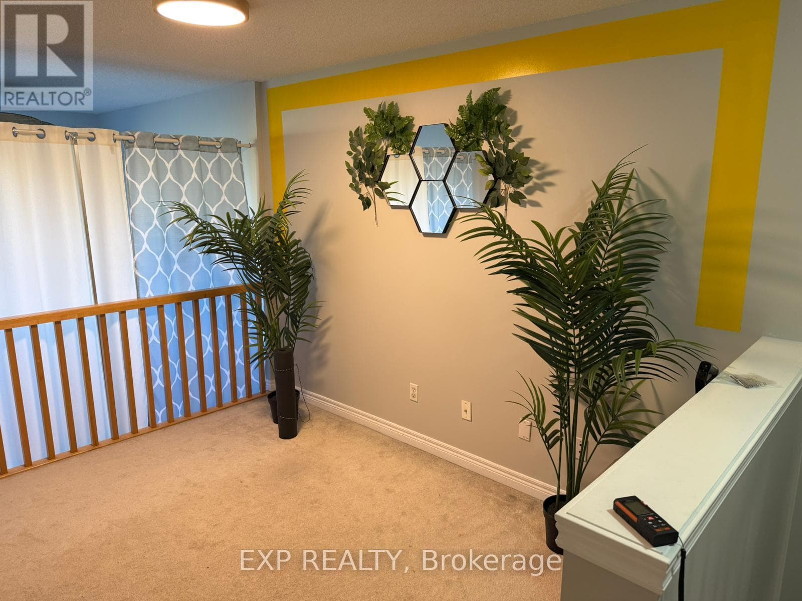 Photo of 5066 MERCER COMMON