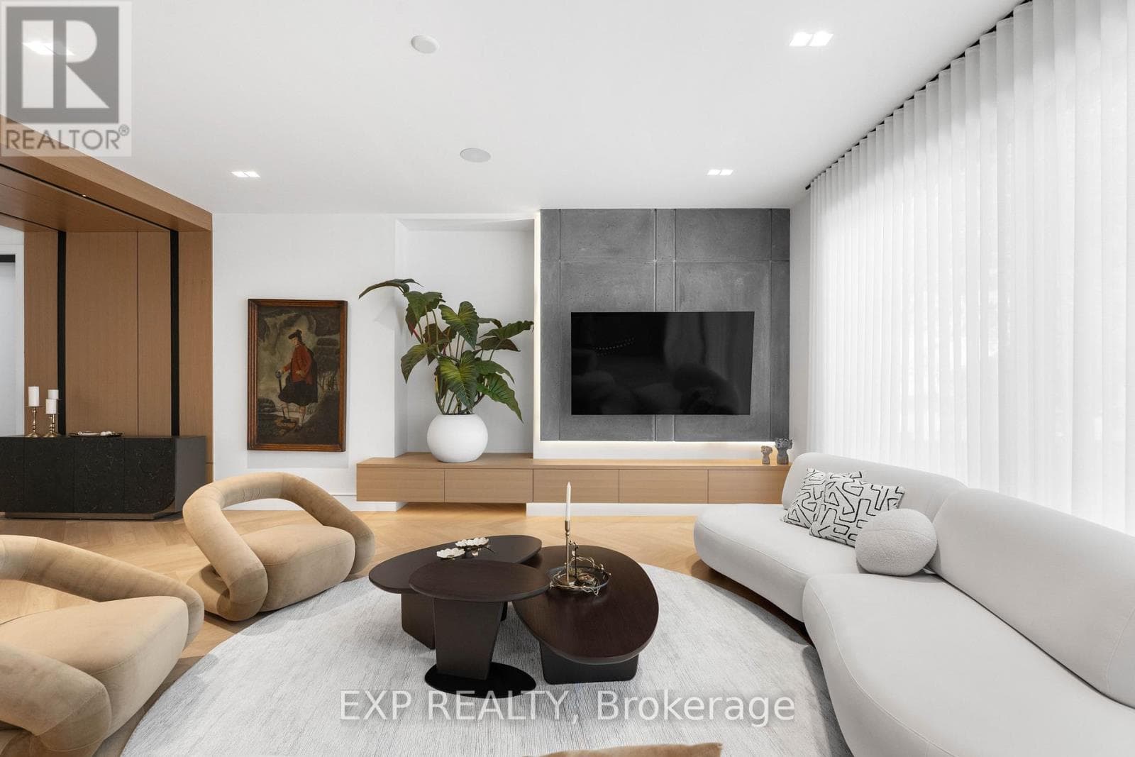 Photo of 65 EDGECROFT ROAD